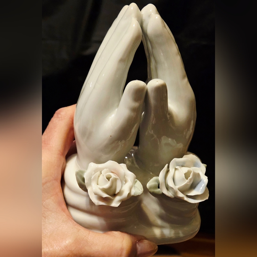 Vintage White Porcelain Figurine Pair of Hands Clasped in Prayer Pink Flowers